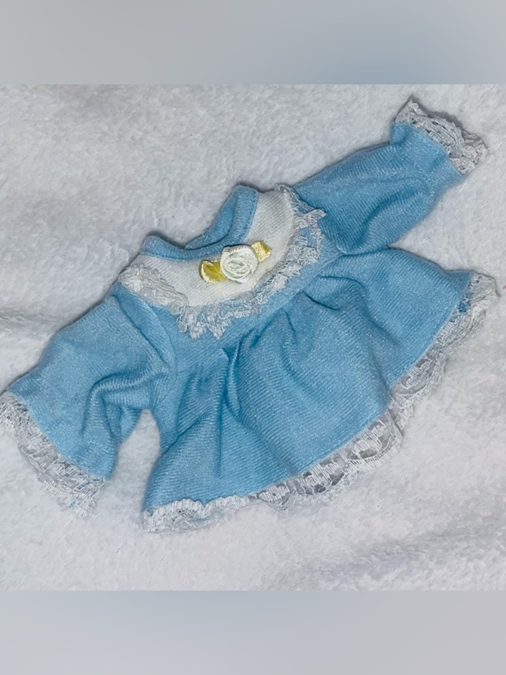 Vintage Unipak Blue velour doll dress with Lace Trim & White Rose Accent 4”